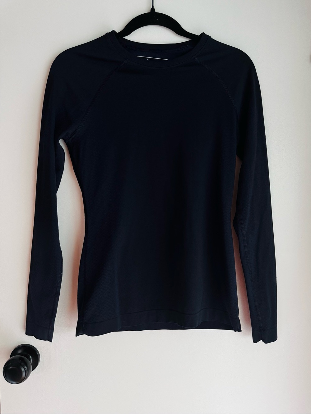 Figs Salta Seamless Long Sleeve Crewneck Top - Navy